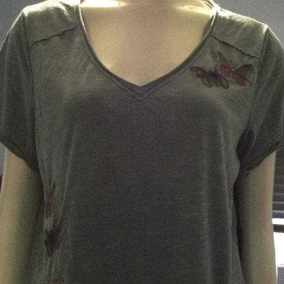 Billy T - Picture 3 of 7